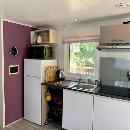 Le Clos Du Bonheur אכסניה