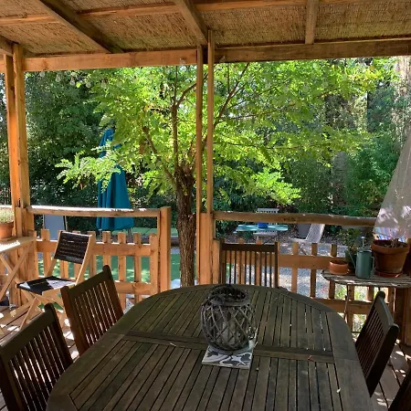 Le Clos Du Bonheur * לה פרדה