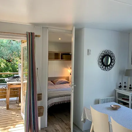 Le Clos Du Bonheur *