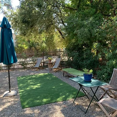 Lodge Le Clos Du Bonheur *