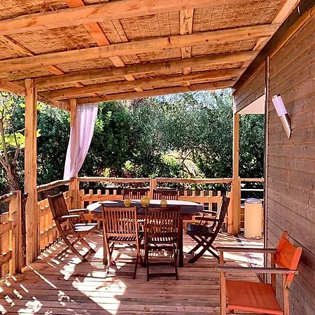 Lodge Le Clos Du Bonheur *