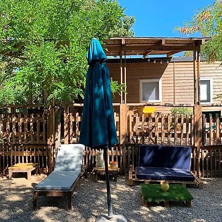 ロッジ Le Clos Du Bonheur ル・プラデ