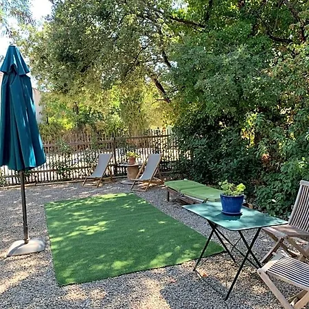 Le Clos Du Bonheur ロッジ